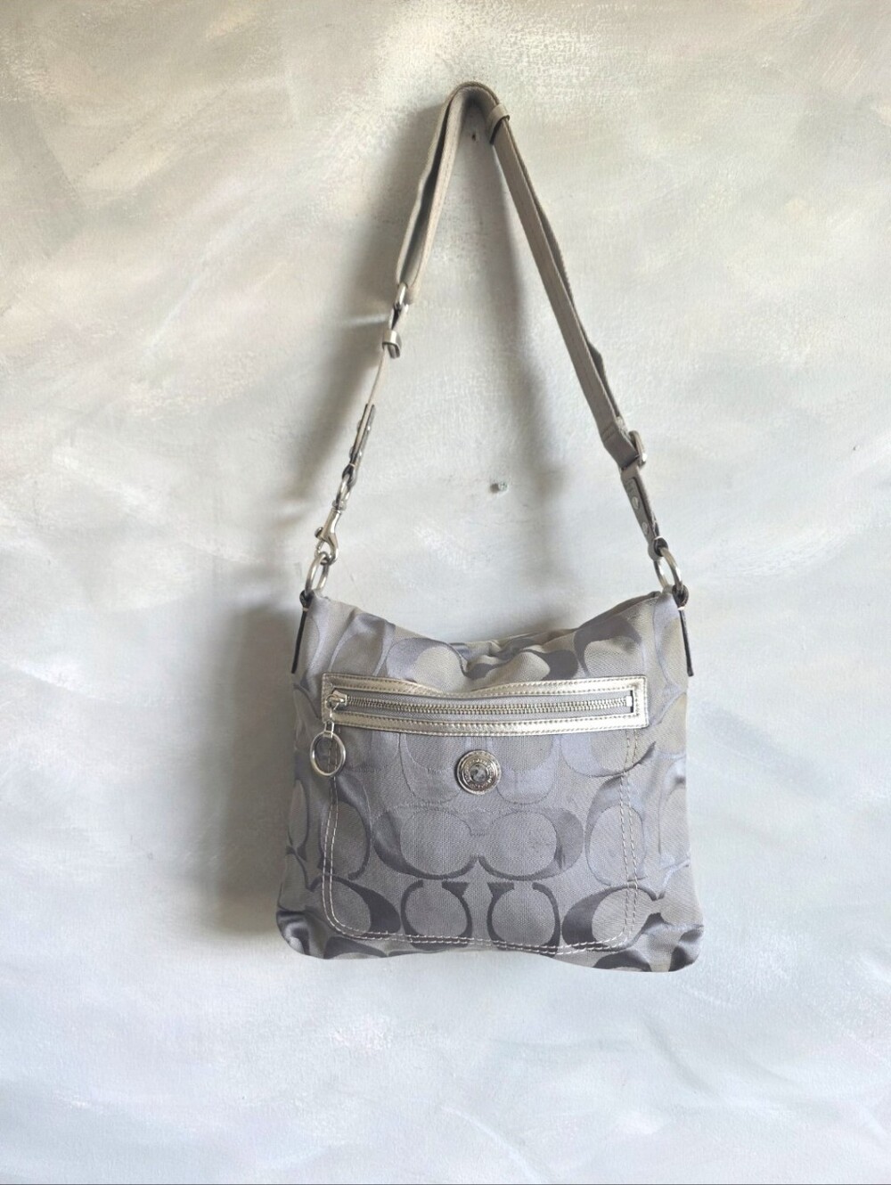 Gray & Silver Coach F14869 Purse Shoulder Bag Crossbody Canvas
